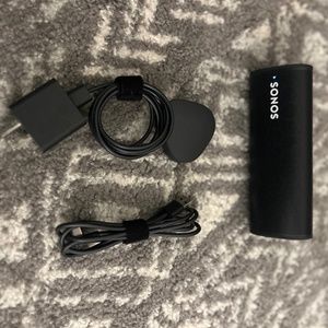 Sonos Roam w/ Alexa + Wireless Charger